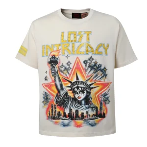 Lost intricacy Rhinestone Kiss Liberty T-Shirt